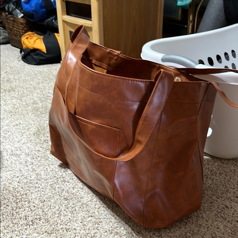 Elegant Brown Leather Tote Bag